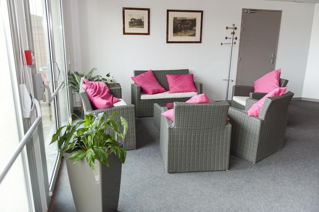 Armony Hotel Bourg-Achard Dış mekan fotoğraf