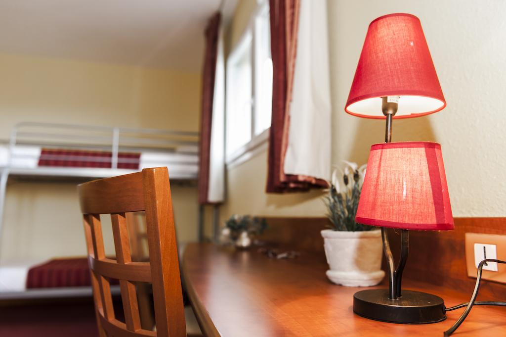 Armony Hotel Bourg-Achard Dış mekan fotoğraf