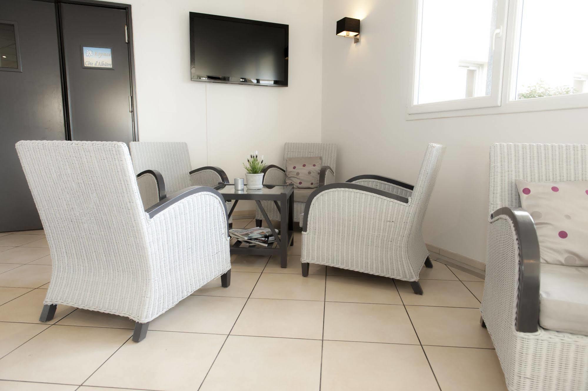 Armony Hotel Bourg-Achard Dış mekan fotoğraf